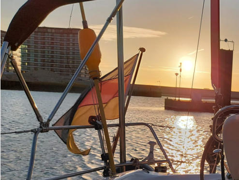 kompakt, Segeltraining, Bootsschule, Grundlagen, Unterricht, Paare, eigene Yacht, Einzelperson, Bootsneuling, Segelboot, Vertzrauen